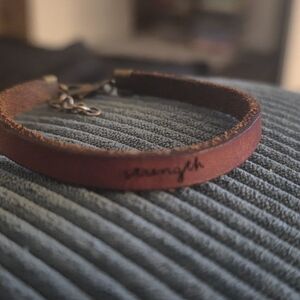 Elegant Brown Leather Bracelet with Inspirational Engraving